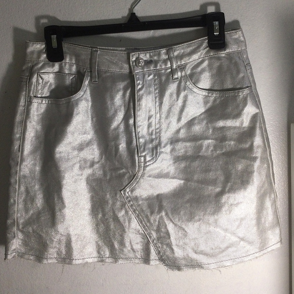 Forever 21 silver denim short skirt